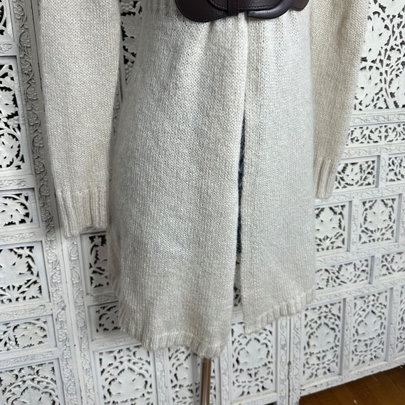 Cynthia Rowley Wool Blend Neutral Faux Fur Collar Belted Cardigan Sz Small - Picture 4 of 9